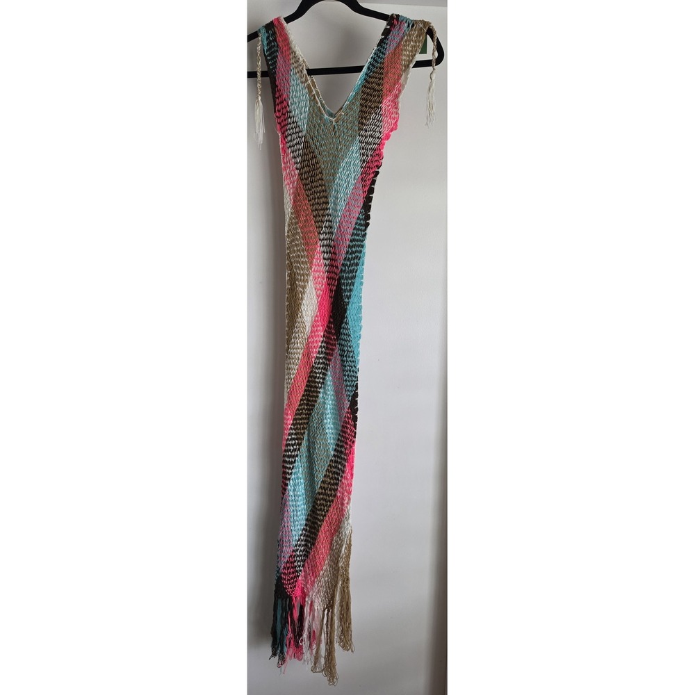 WÜITÜSÜ Cover-Up One Size Crochet Sleeveless V-Neck Beach Resort Handmade NWT